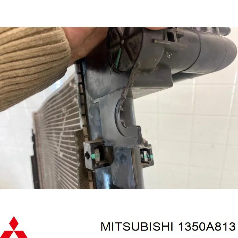 Радиатор охлаждения двигателя Mitsubishi 1350A813 цена, от 101.35 USD