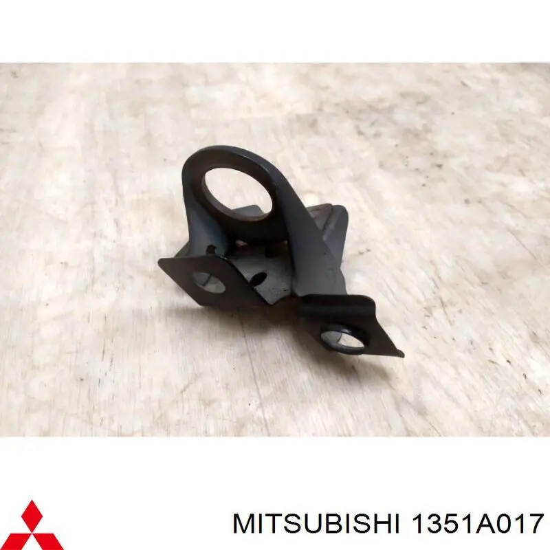 1351A017 Mitsubishi 