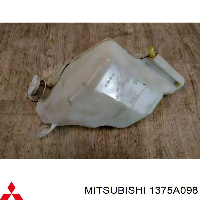 1375A098 Mitsubishi tanque de expansão do sistema de esfriamento