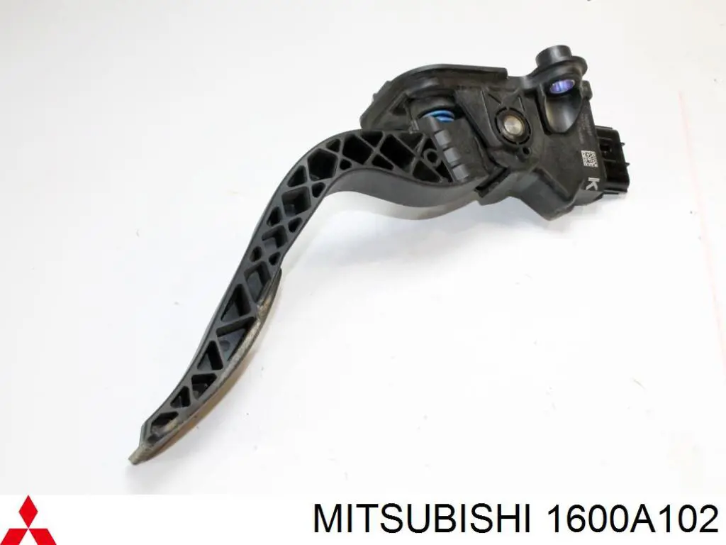 1600A102 Mitsubishi педаль газа (акселератора)