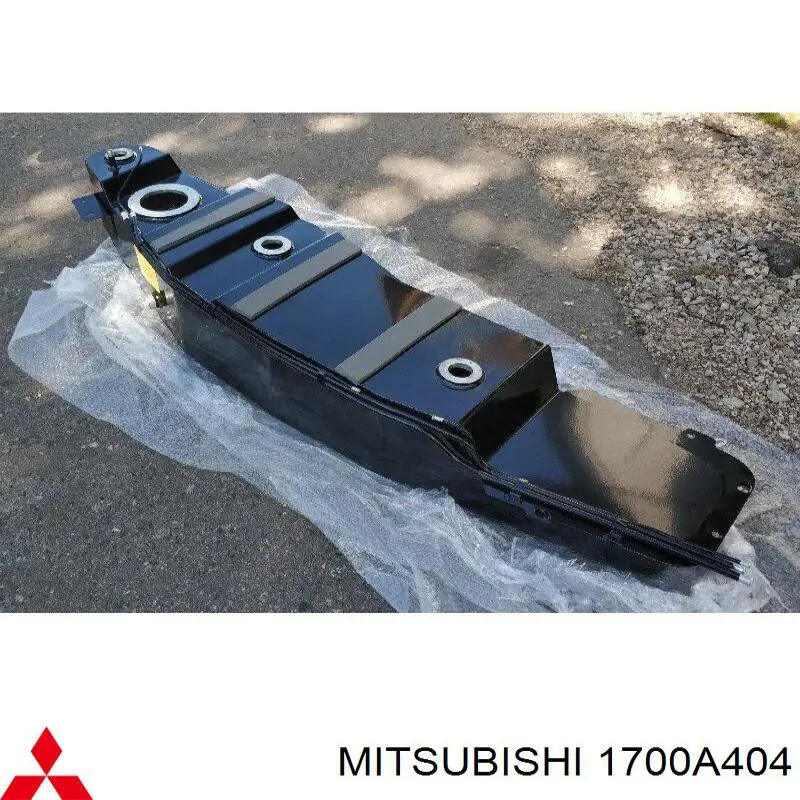 1700A404 Mitsubishi бак топливный