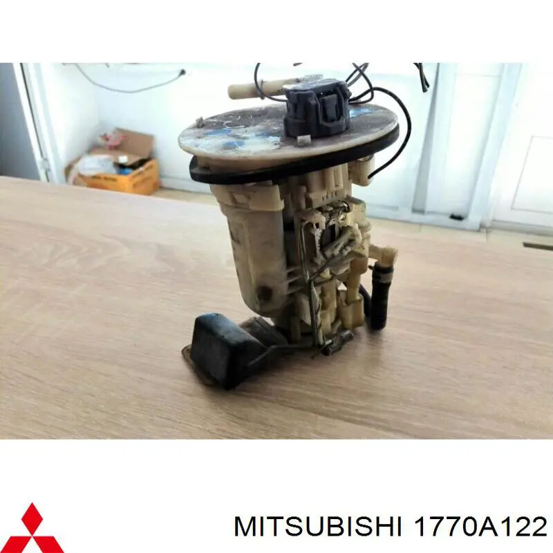 1770A122 Mitsubishi топливный фильтр