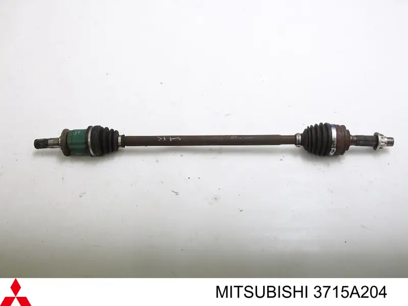 3715A204 Mitsubishi полуось задняя правая