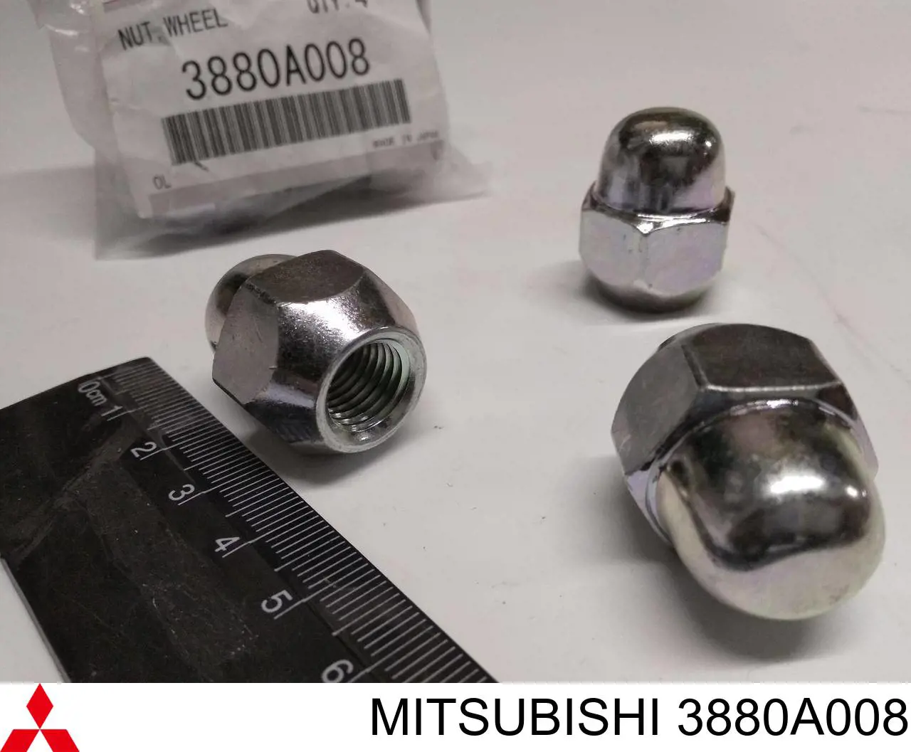 3880A008 Mitsubishi porca de roda