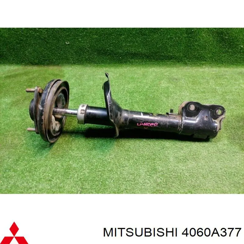4060A377 Mitsubishi Амортизатор передний левый