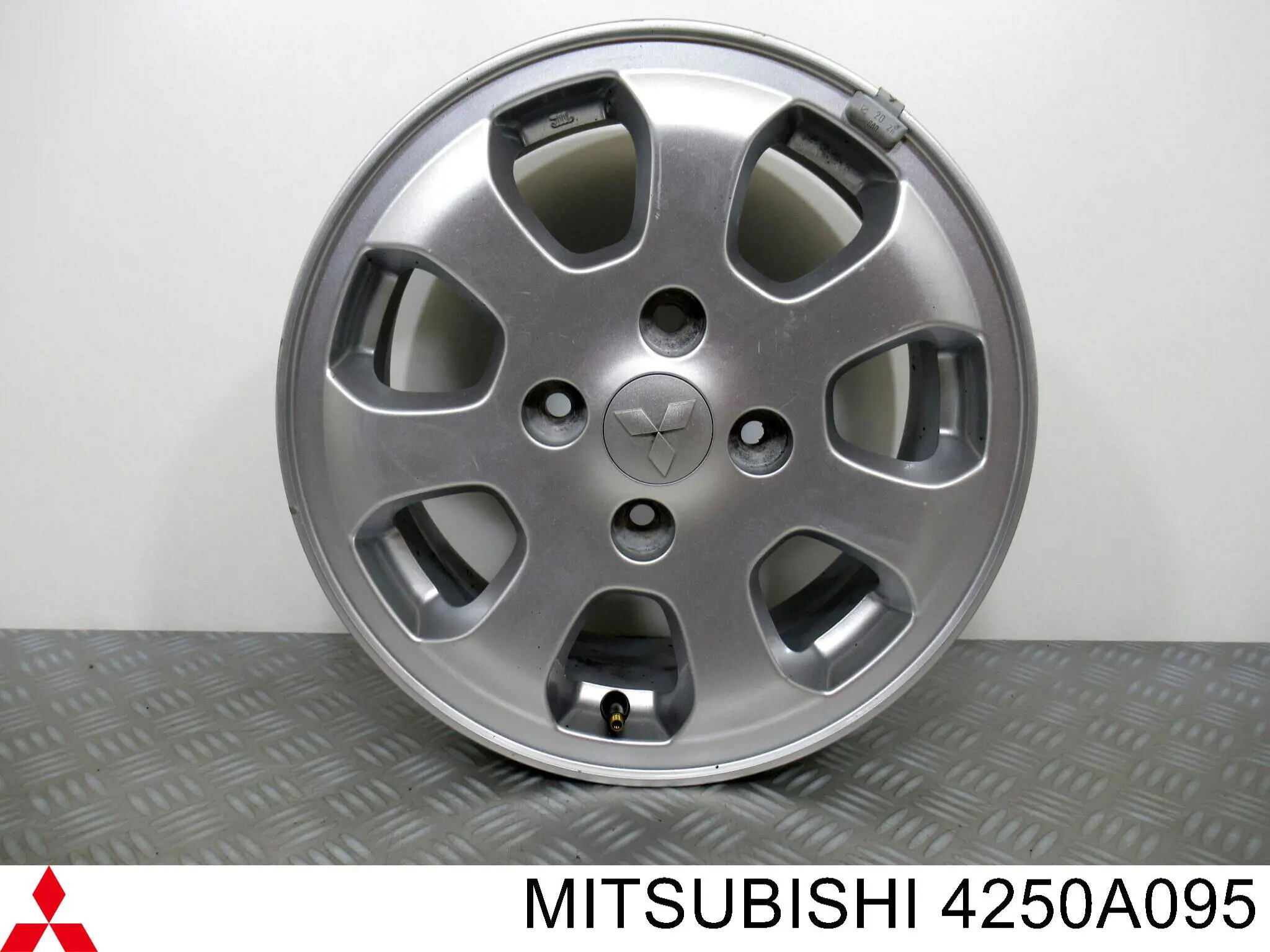 4250A095 Mitsubishi 