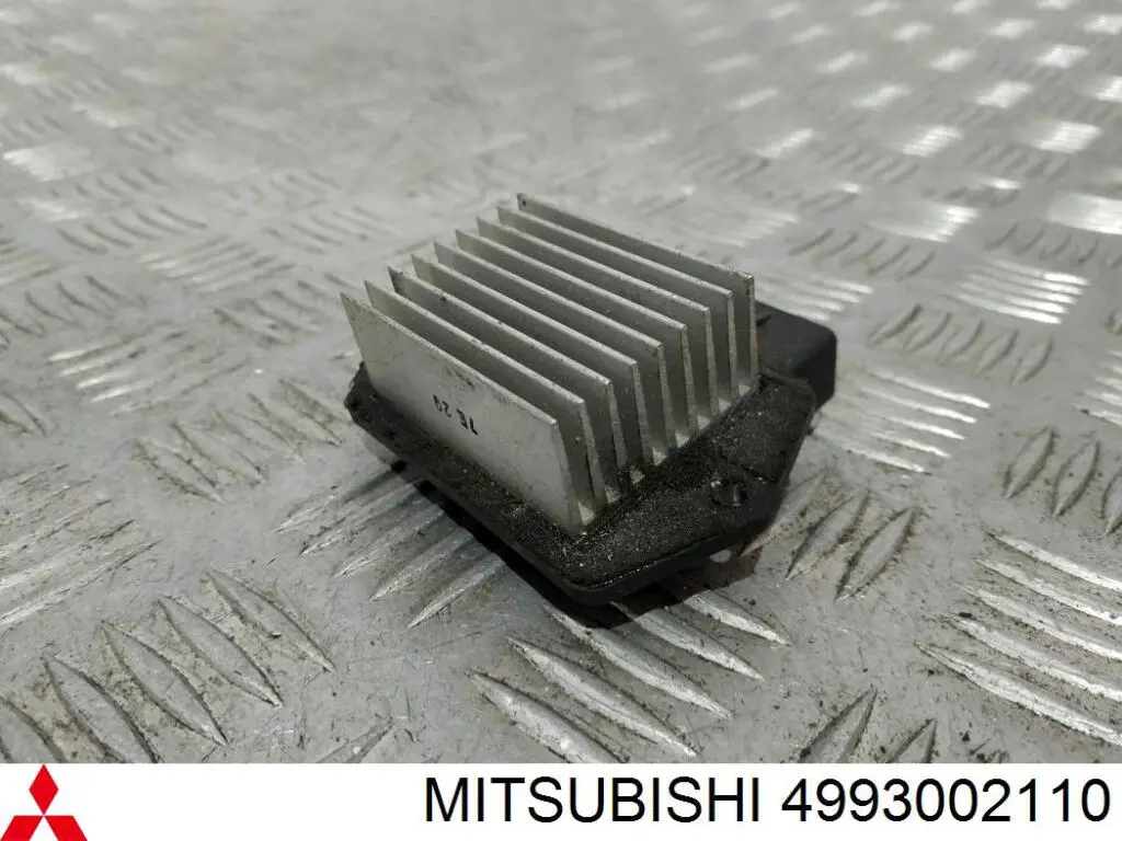 Resistor (resistência) de ventilador de forno (de aquecedor de salão) para Mitsubishi Pajero (V90)
