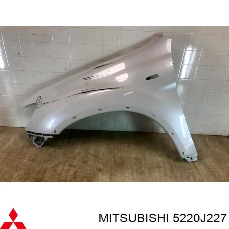  5220J227 Mitsubishi