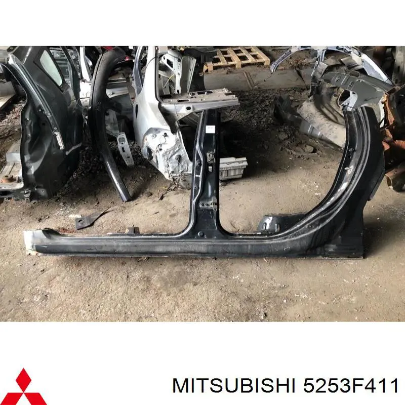 Порог внешний левый 5253F411 Mitsubishi