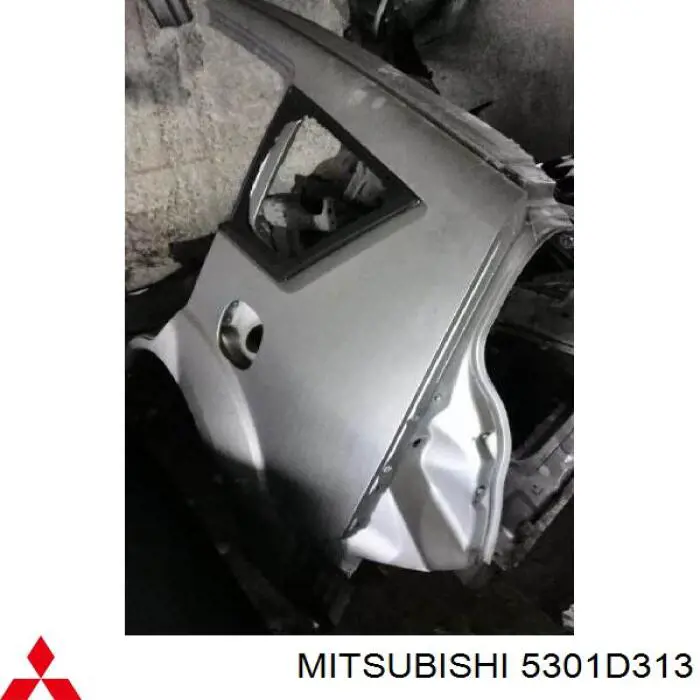 5301D313 Mitsubishi Боковая часть задняя левая