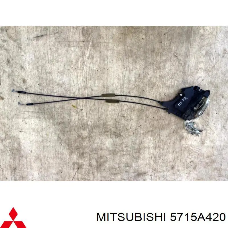 Дверной замок передний правый Mitsubishi 5715A420 цена, от 10.14 USD