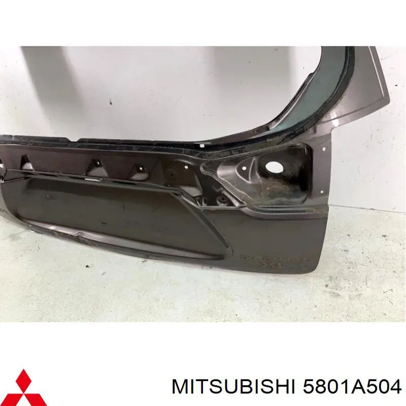 5801A504 Mitsubishi дверь задняя (багажная 3/5-я (ляда)