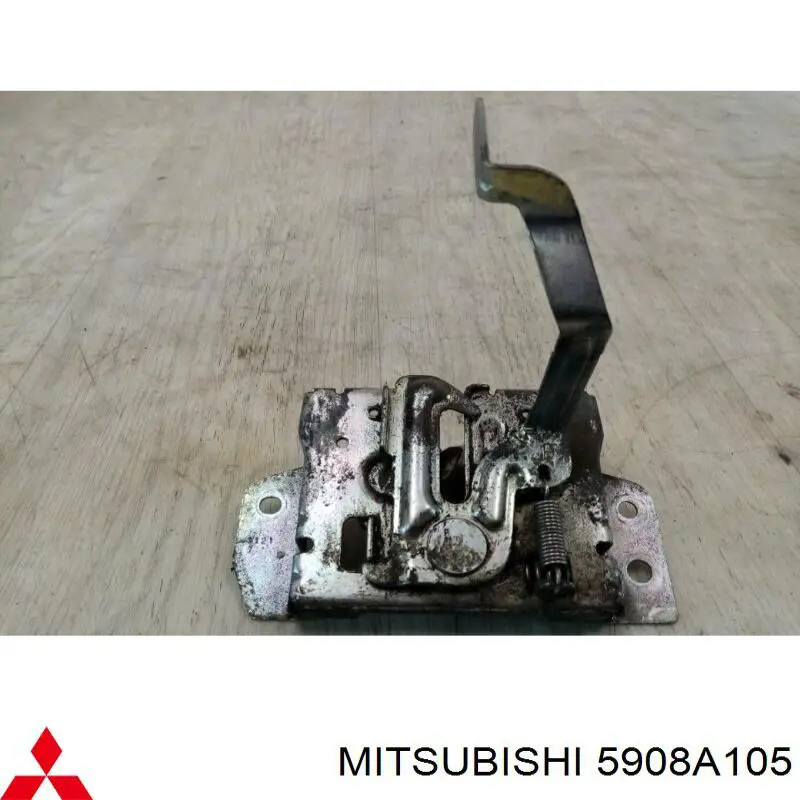 5908A105 Mitsubishi Fecho da capota