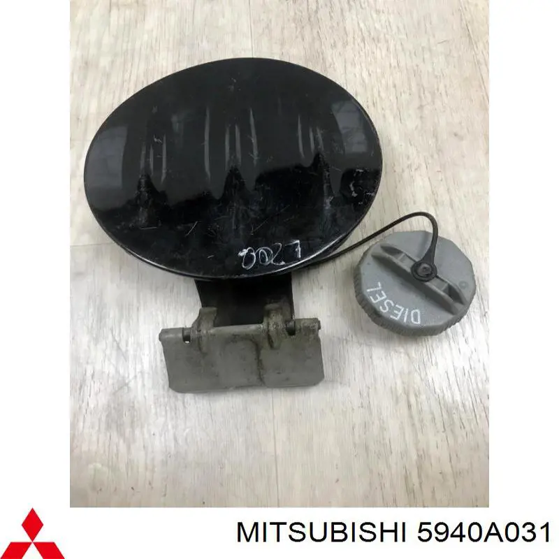 Лючок бензобака 5940A031 Mitsubishi