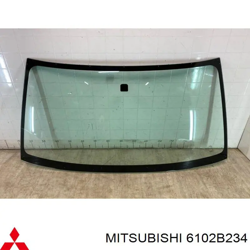 6102B234 Mitsubishi стекло лобовое