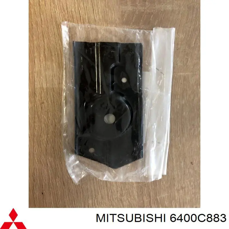 Кронштейн крепления бампера переднего левый Mitsubishi 6400C883 цена, от 3.65 USD