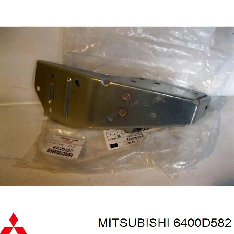 6400D582 Mitsubishi усилитель бампера переднего