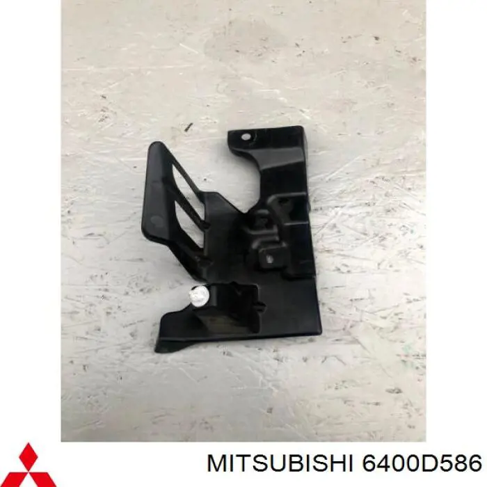 6400D586 Mitsubishi воздуховод/дефлектор радиатора, верхний