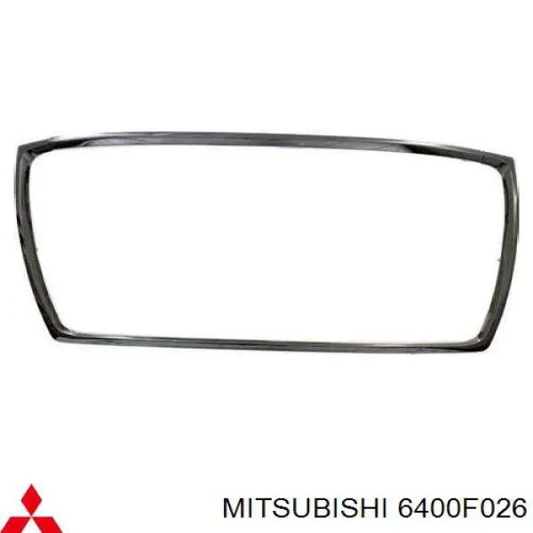 Накладка (рамка) решетки радиатора на Mitsubishi Outlander XL 
