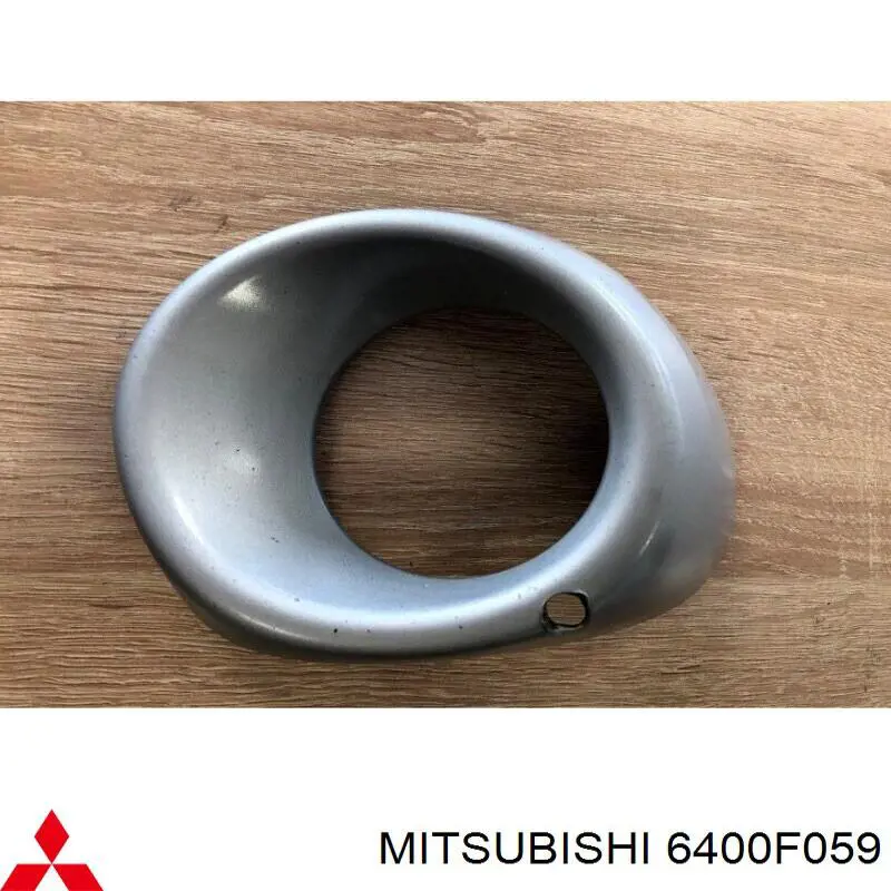 Оправа противотуманки Q-fix Q3760511 цена, от 13.23 USD