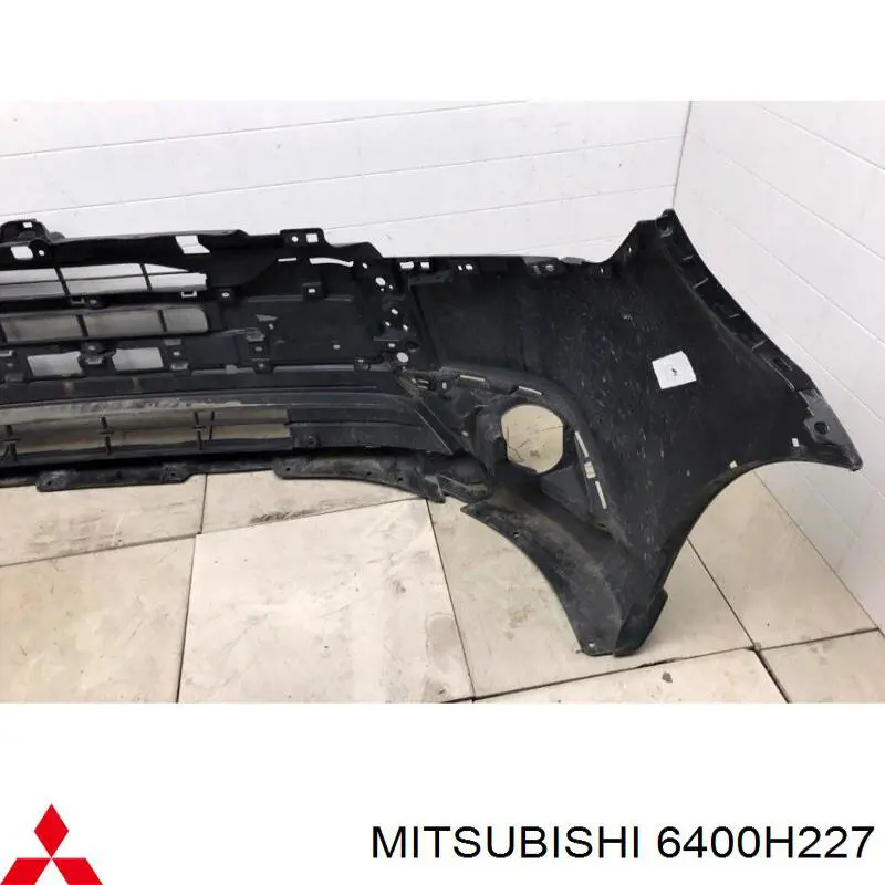 Купить 6400H227 Mitsubishi Буфер (бампер) передний