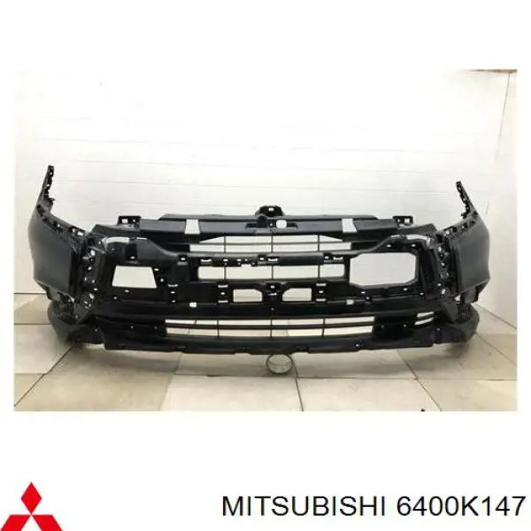  Передний бампер Mitsubishi Outlander 3