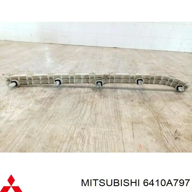 Consola esquerda do pára-choque traseiro externo para Mitsubishi Pajero (KH)