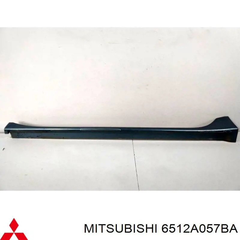 Накладка (молдинг) порога наружная левая на Mitsubishi Lancer X 