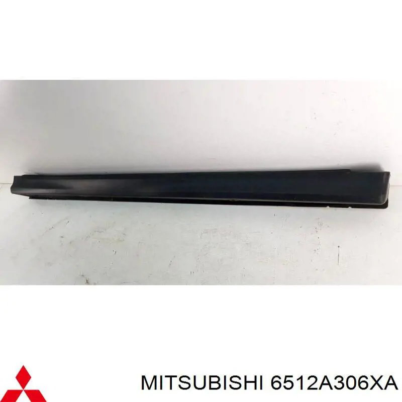 Накладка (молдинг) порога наружная правая на Mitsubishi ASX GA