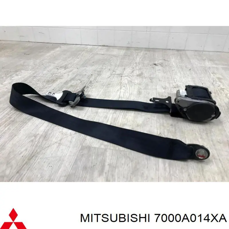 7000A014XA Mitsubishi Ремень безопасности передний правый