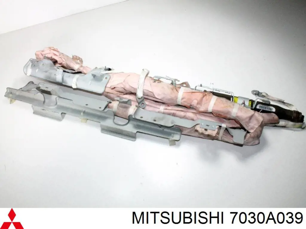 7030A039 Mitsubishi cinto de segurança (airbag de estore lateral esquerdo)