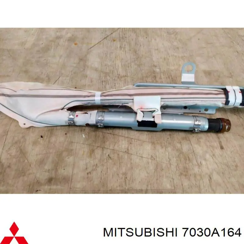 7030A164 Mitsubishi Подушка безопасности, сбоку правая