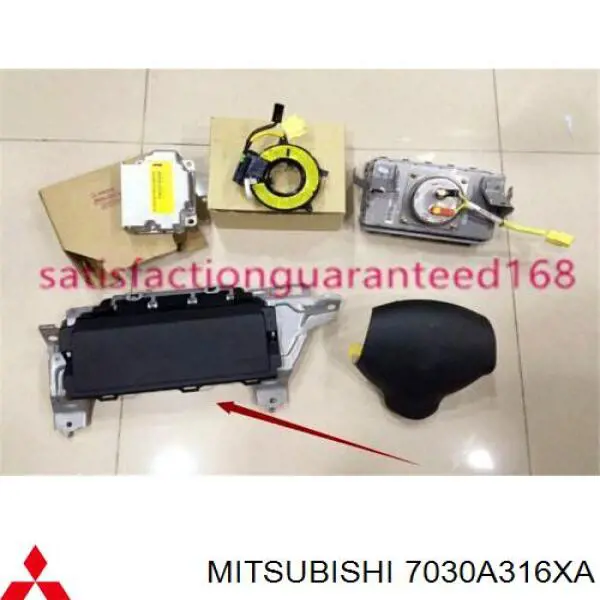 7030A316XA Mitsubishi Подушка Айрбег водителя защиты коленей