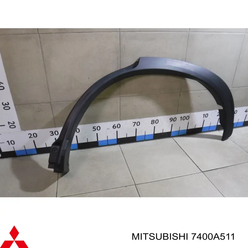 Expansor esquerdo (placa sobreposta) de arco do pára-lama traseiro para Mitsubishi Eclipse (GK)