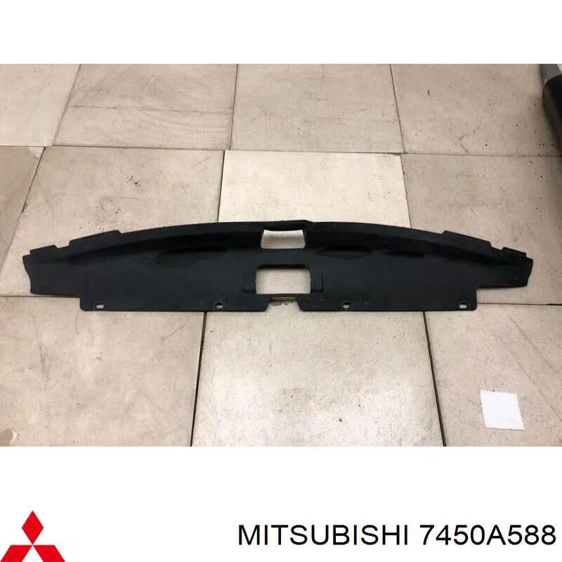 7450A588 Mitsubishi conduto de ar/defletor do radiador, superior