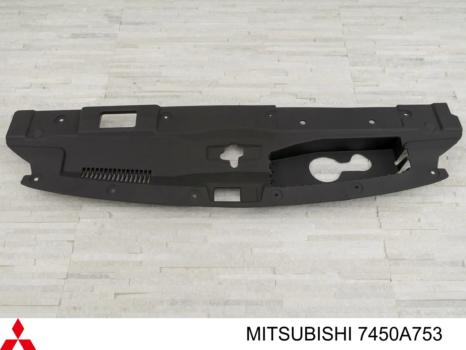 Диффузор радиатора охлаждения верхний Signeda PMB33304A цена, от 18.32 USD