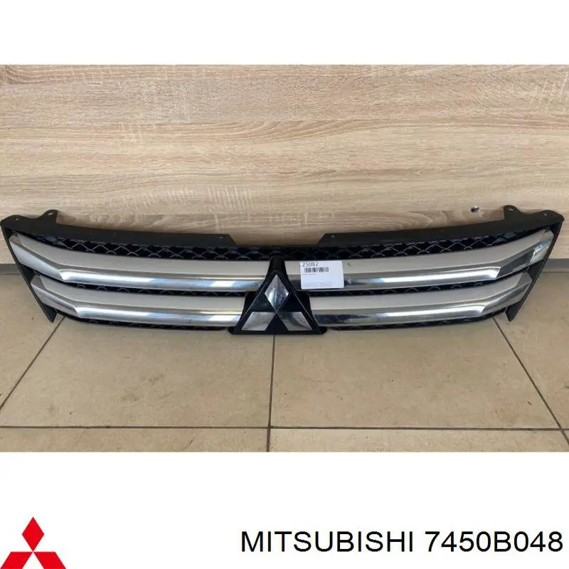 Решетка радиатора на Mitsubishi Eclipse CROSS (Митсубиси Эклипс)