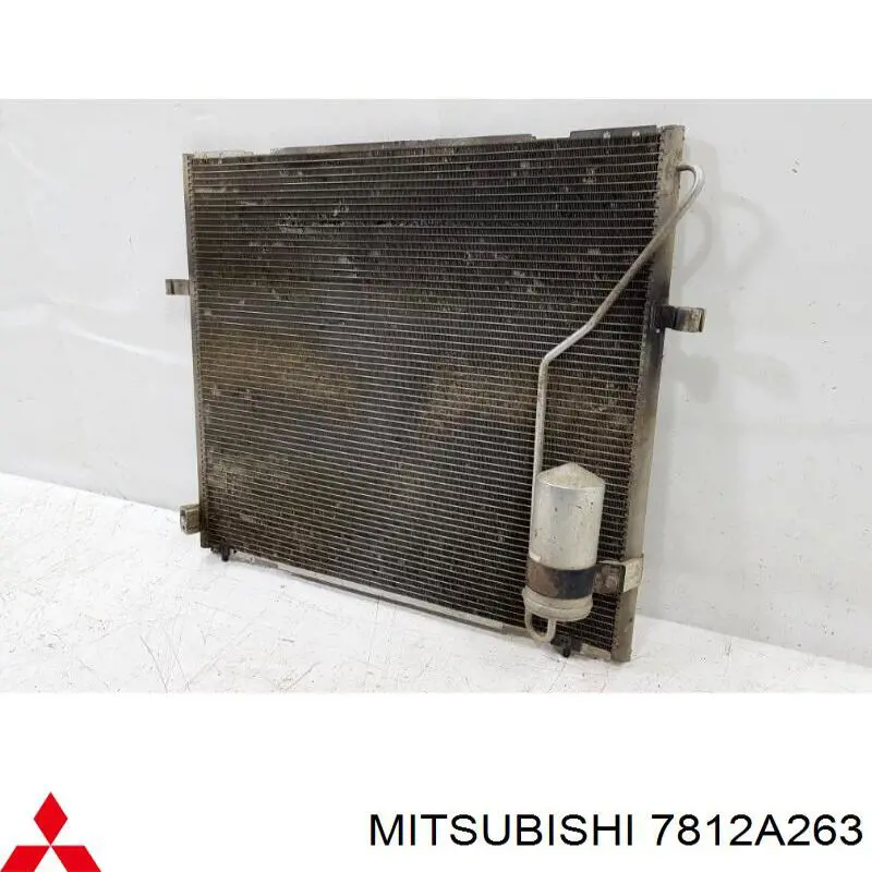7812A263 Mitsubishi радиатор кондиционера