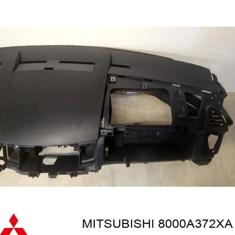 Панель салона передняя "торпедо" на Mitsubishi Outlander XL 