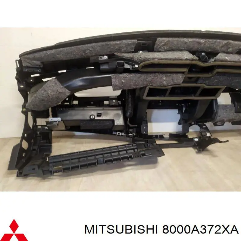 Купить 8000A372XA Mitsubishi Панель передняя "торпедо"
