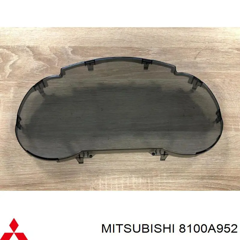 8100A952 Mitsubishi Стекло щитка приборов