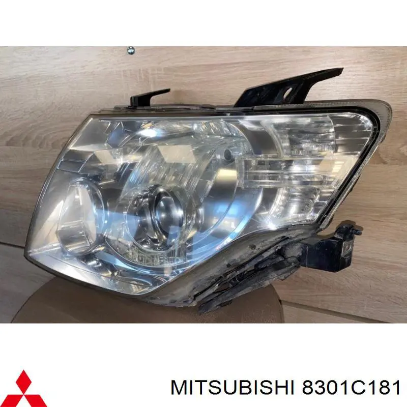 Купить 8301C181 Mitsubishi Фара левая передняя