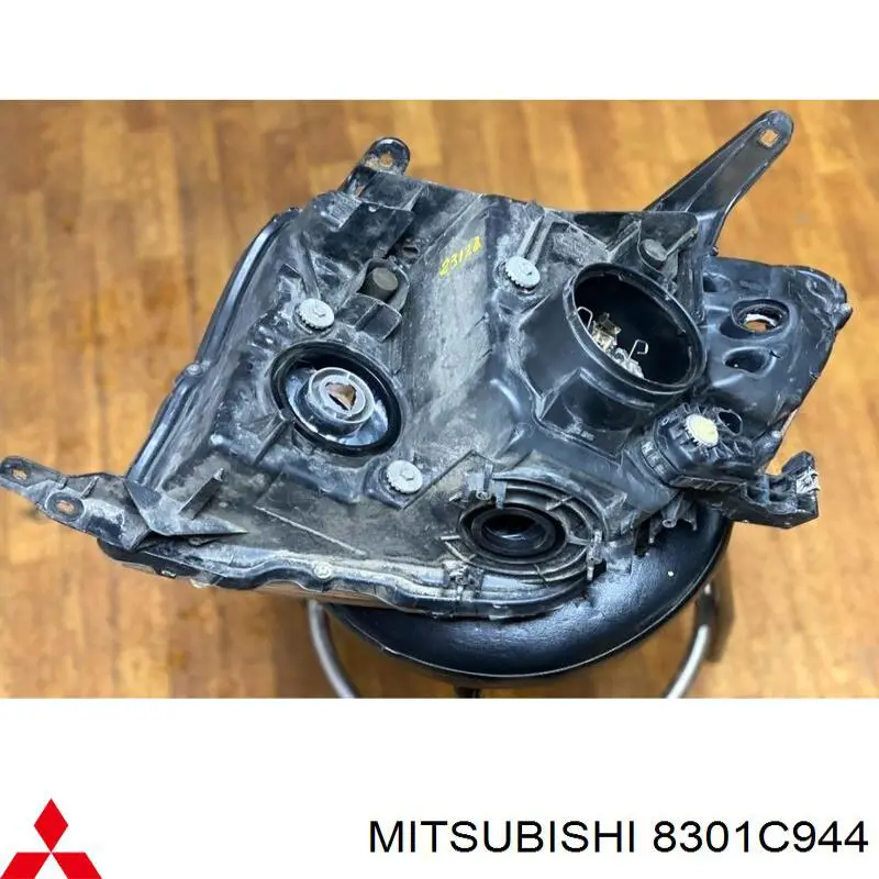 8301C944 Mitsubishi 