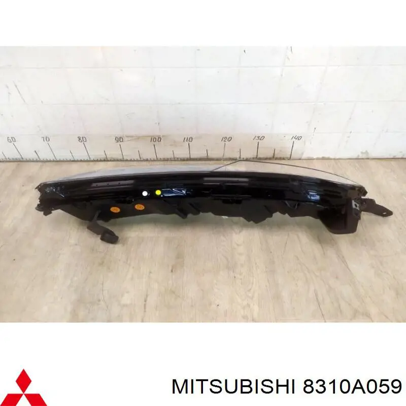 8310A059 Mitsubishi Фара дневного света, левая