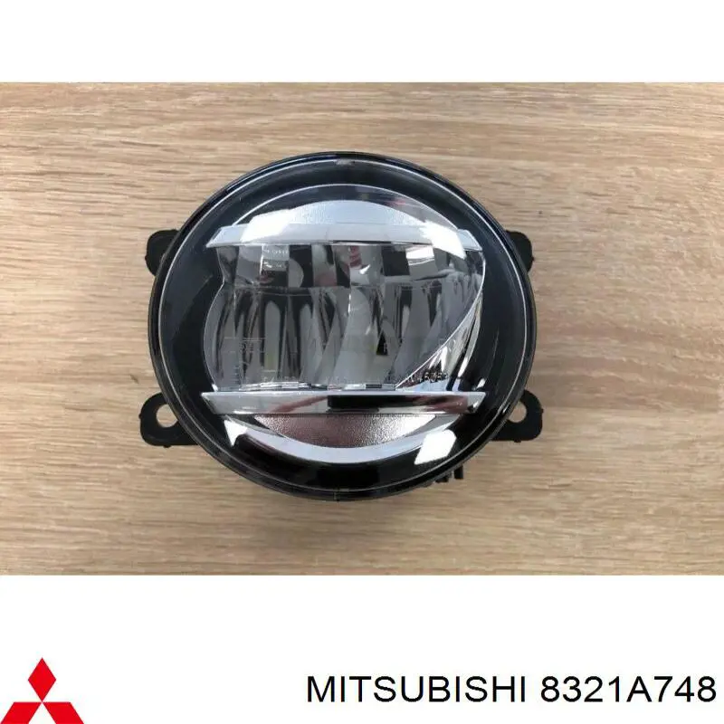 Фара противотуманная, правая Mitsubishi 8321A748 цена, от 126.69 USD