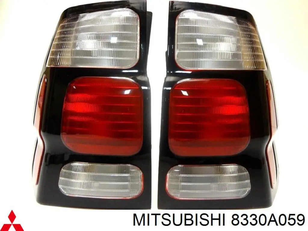 Фонарь задний левый Mitsubishi 8330A059