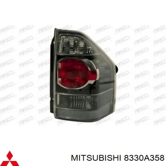 8330A358 Mitsubishi фонарь задний правый