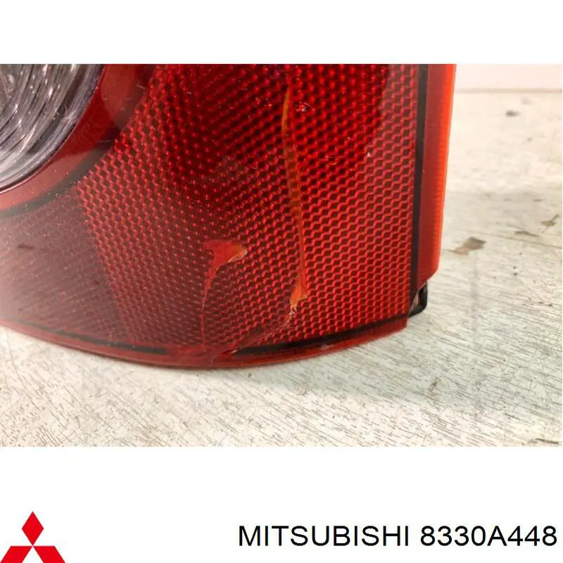 8330A492 Mitsubishi 