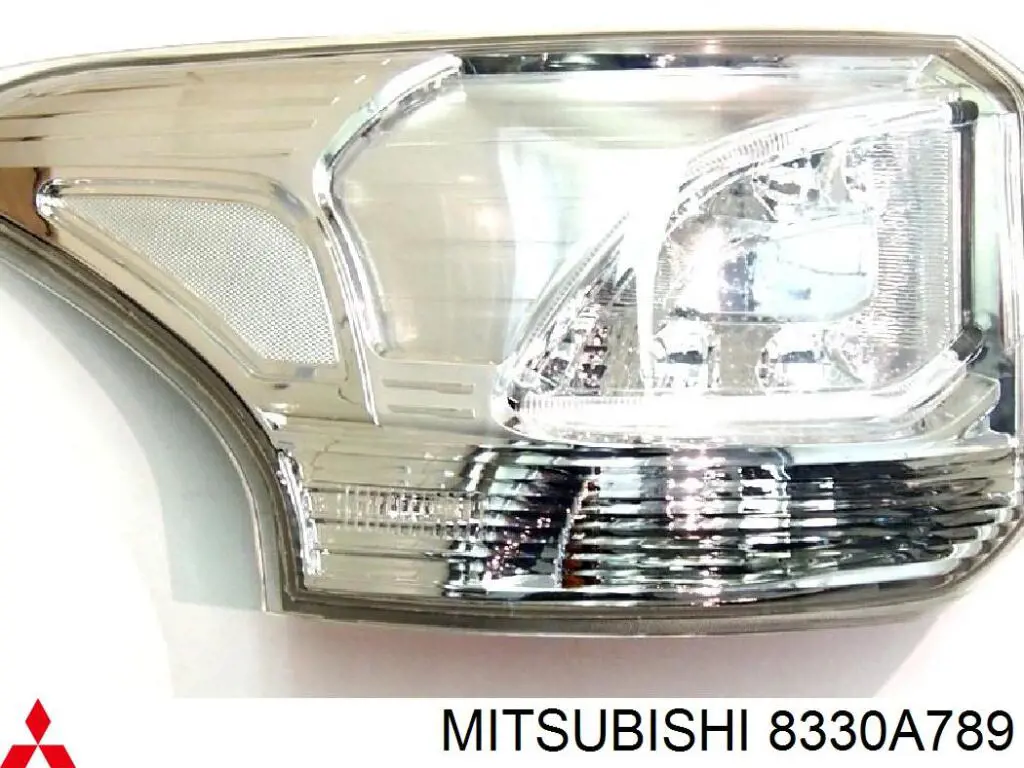 Фонарь задний левый 8330A789 Mitsubishi