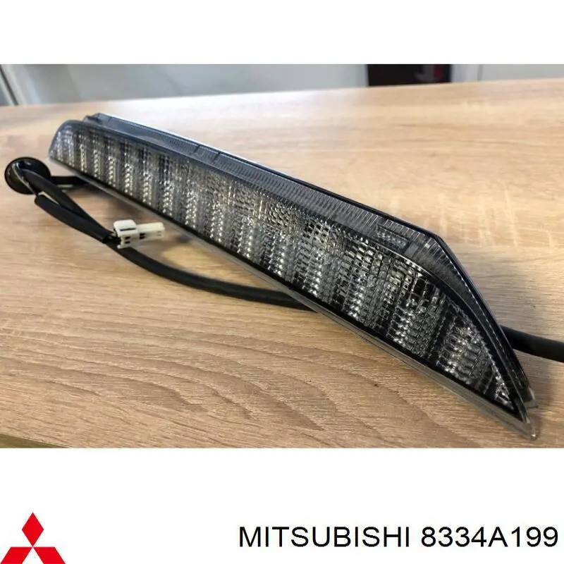 Фонарь сигнальный на Mitsubishi ASX  GA